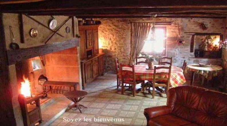 Saint-Chamant Le Fidele B&B 외부 사진